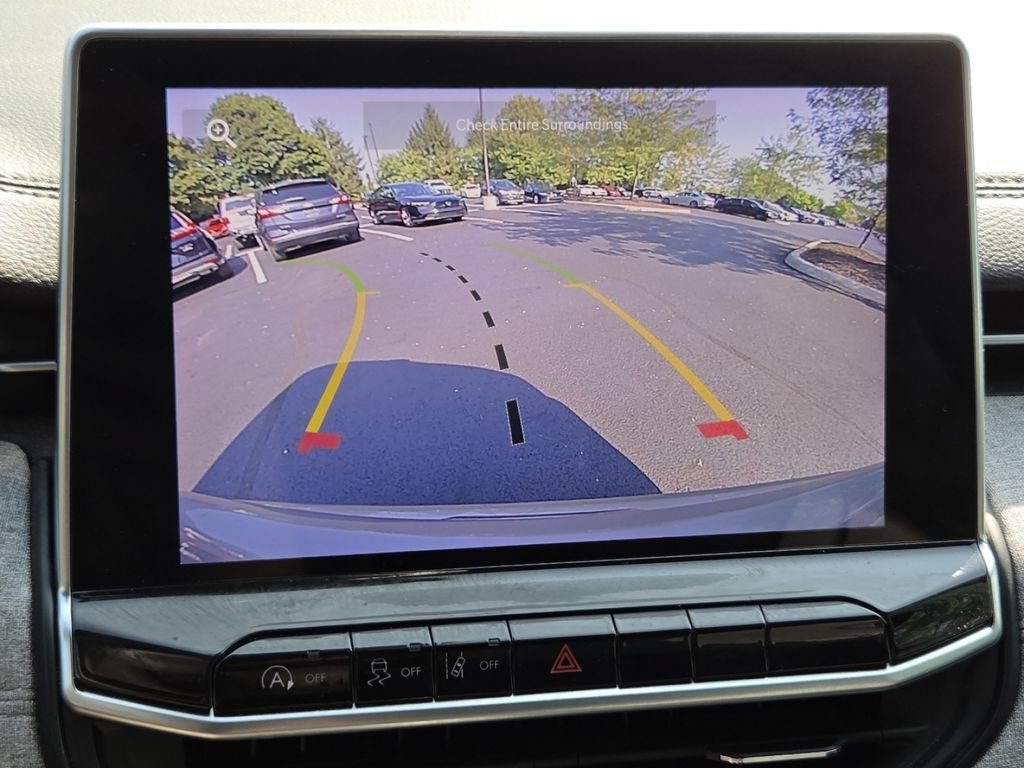 Used 2023 Jeep Compass Latitude AWD/4WD image 9