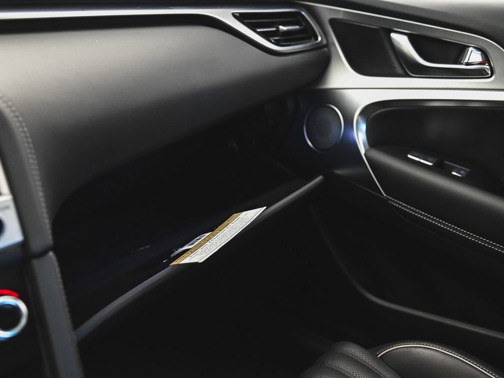 Used 2026 Genesis G70 2.5T Prestige image 14