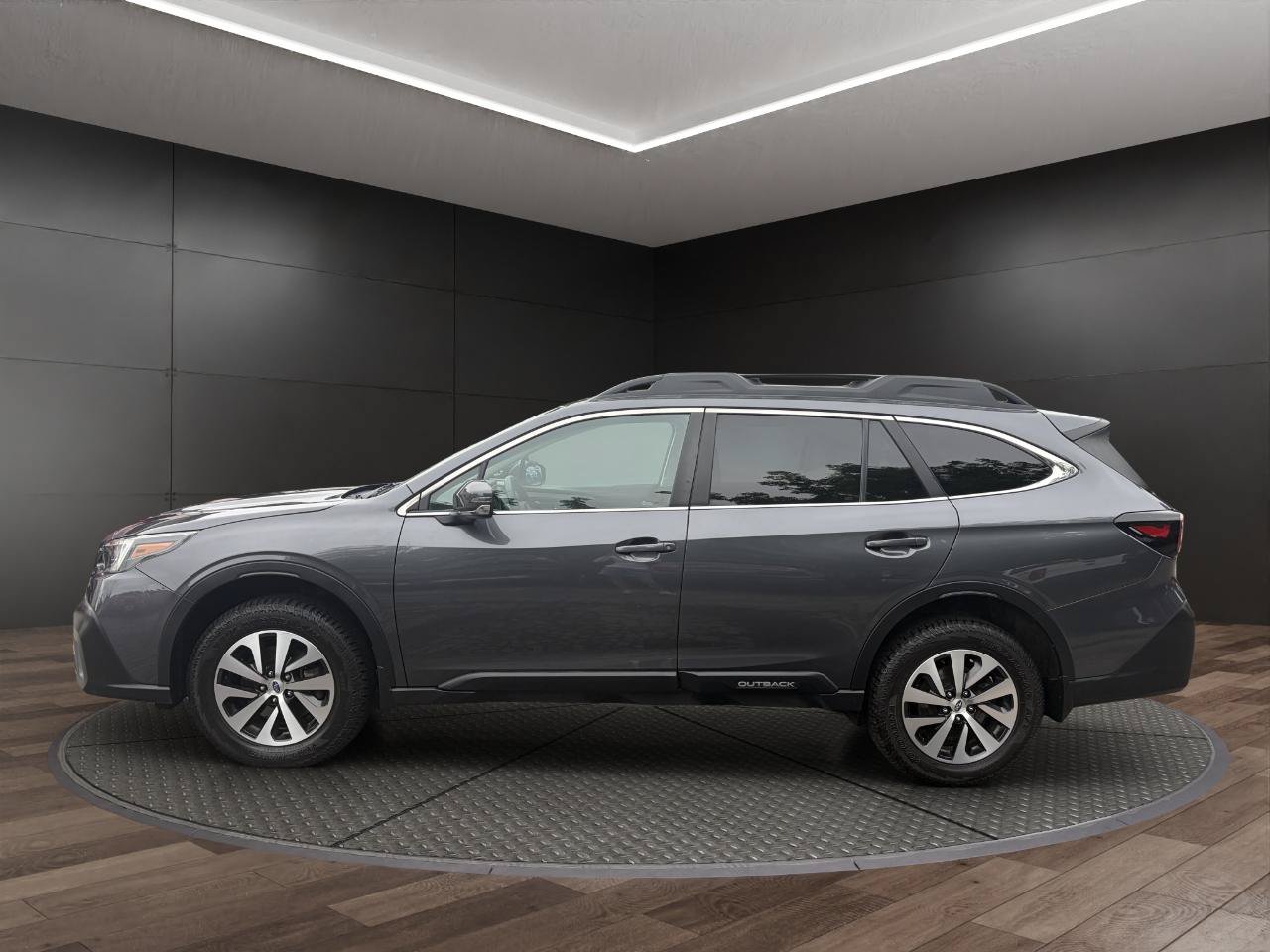 Used 2020 Subaru Outback Premium AWD/4WD image 5