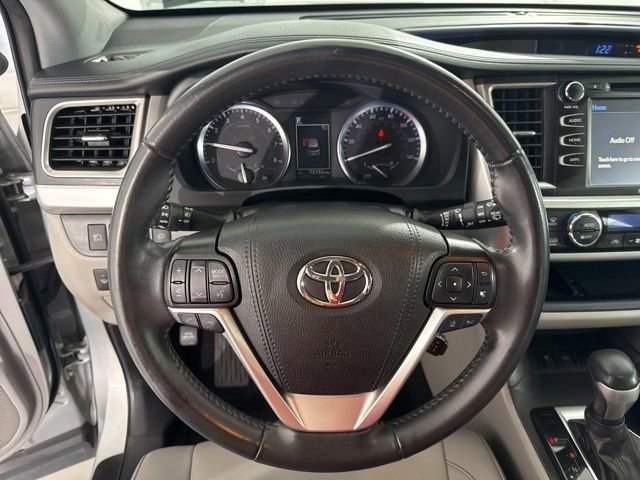 Used 2019 Toyota Highlander XLE image 31