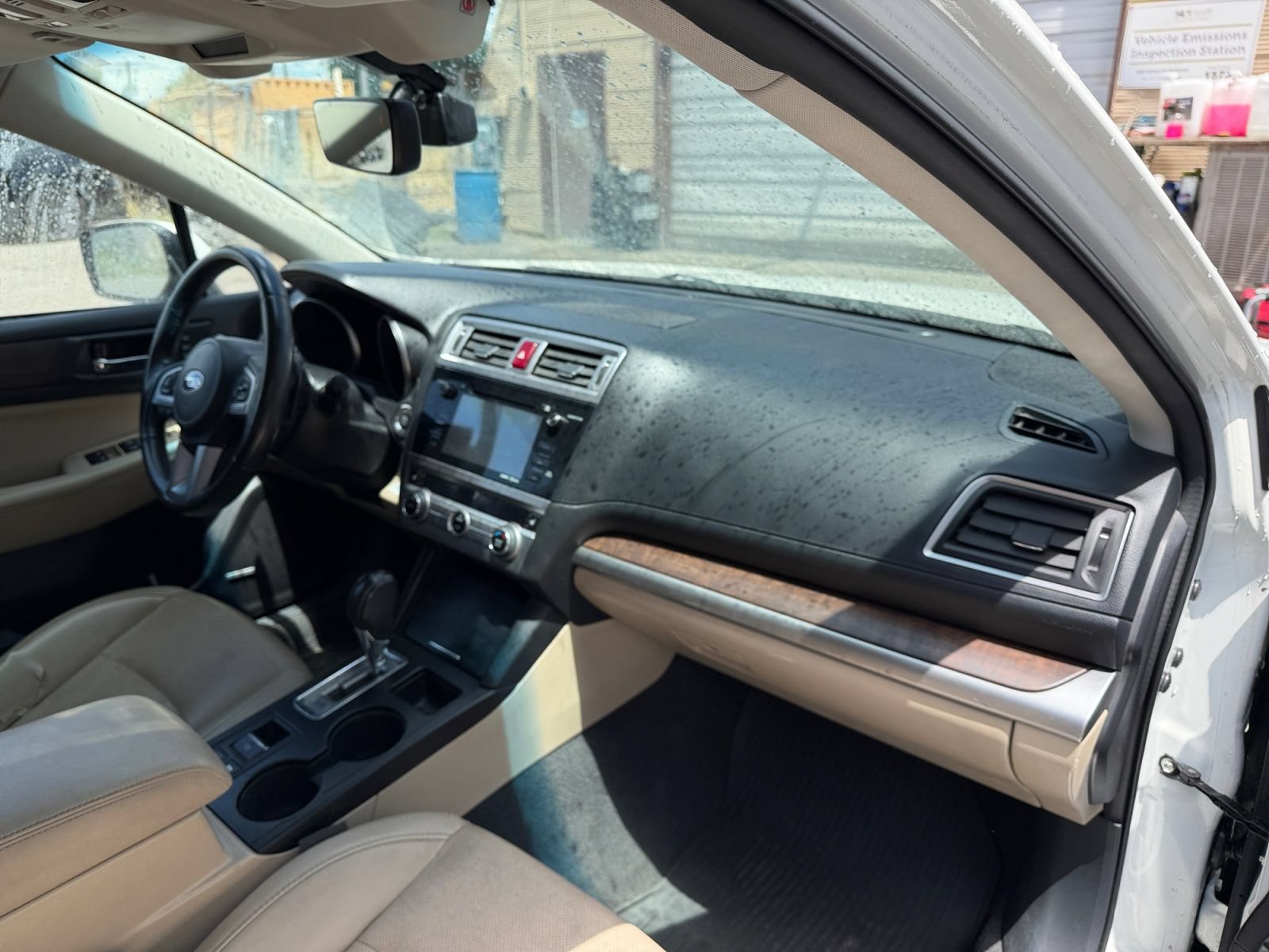 Used 2017 Subaru Outback 2.5i Limited AWD/4WD image 16