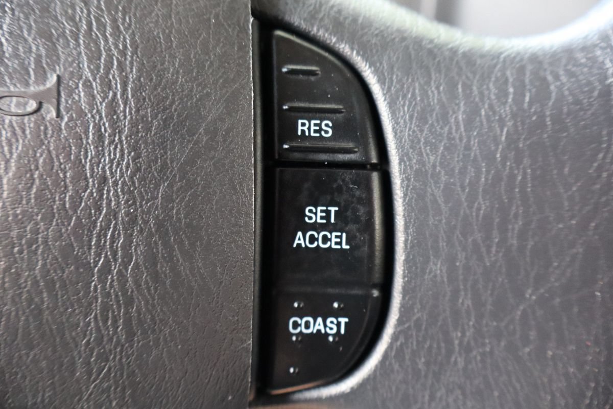 Used 2012 Ford E-350 and Econoline 350 XLT RWD image 30