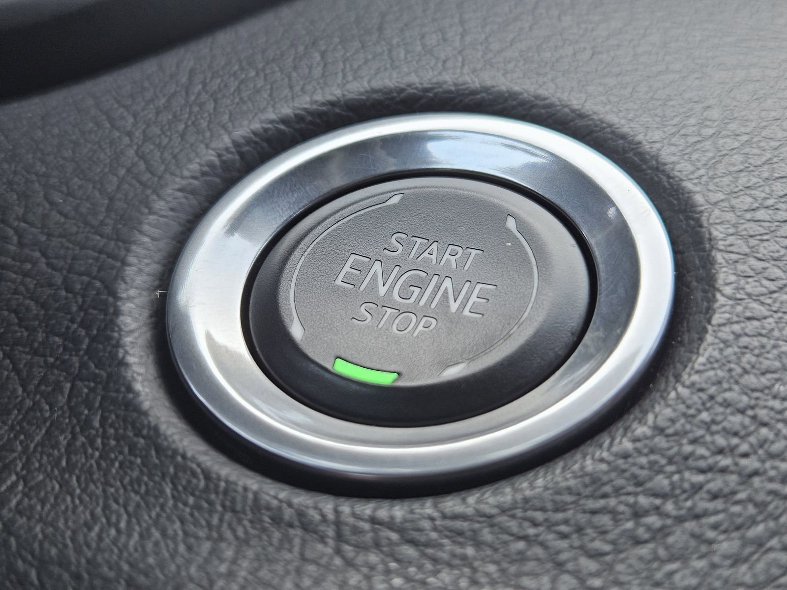 Certified 2023 Cadillac XT4 Premium Luxury w/ Driver Assist Package image 24