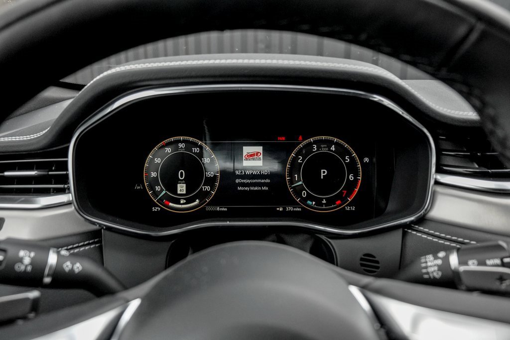 New 2026 Jaguar F-PACE R-Dynamic S image 12