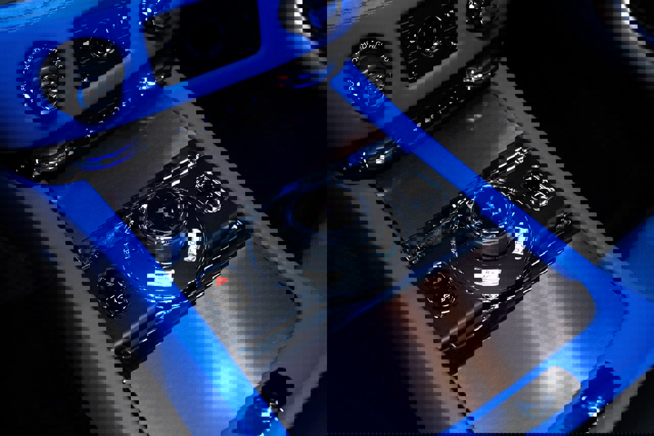 Used 2018 Rolls-Royce Dawn image 11