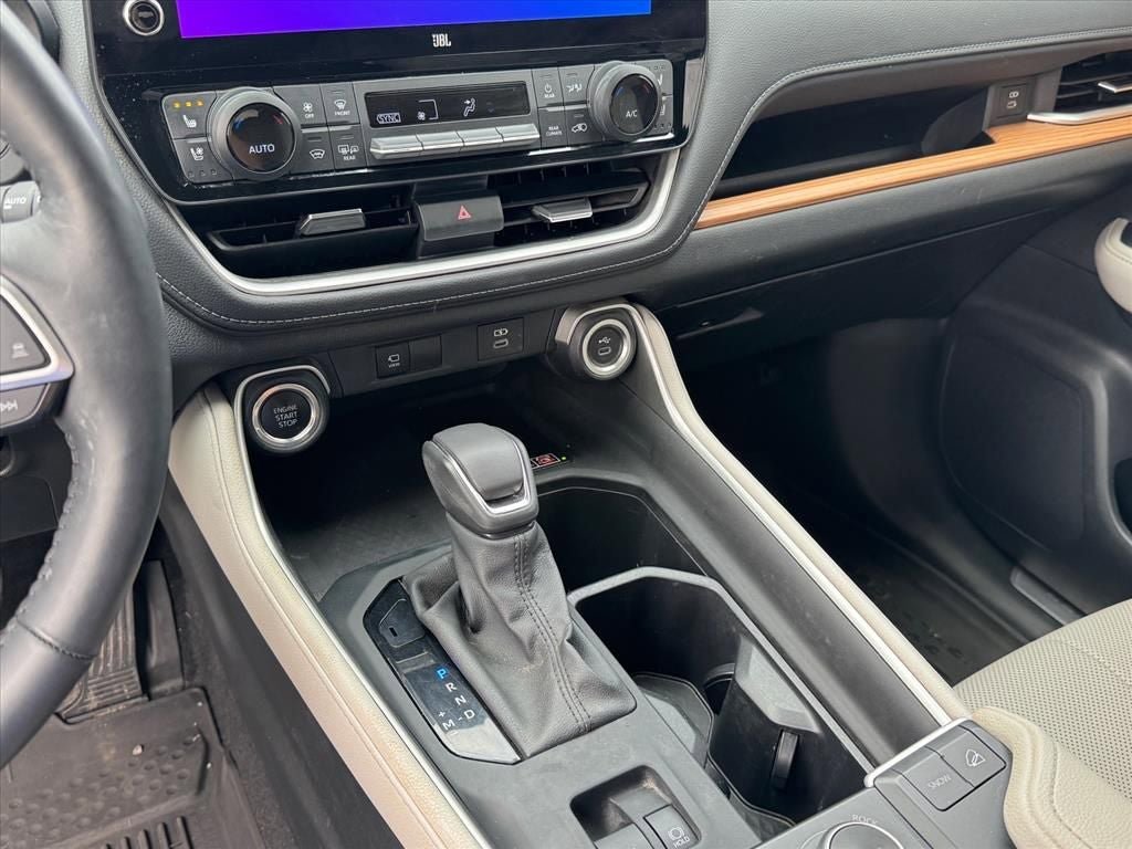 Used 2024 Toyota Grand Highlander AWD image 23