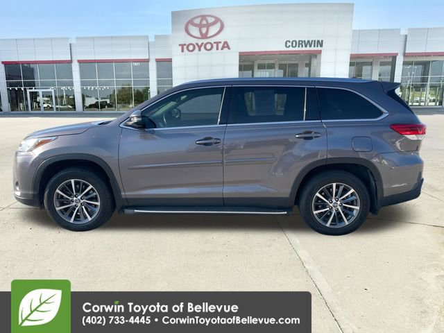 Used 2019 Toyota Highlander XLE video 2