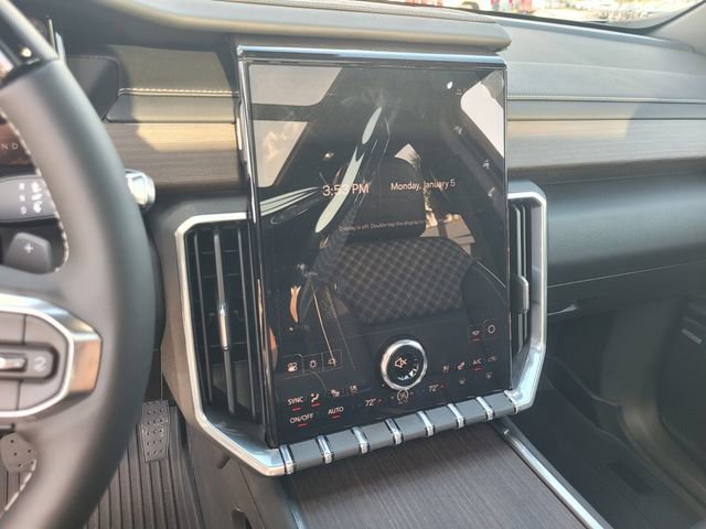 New 2026 GMC Acadia Denali w/ Super Cruise Package image 25