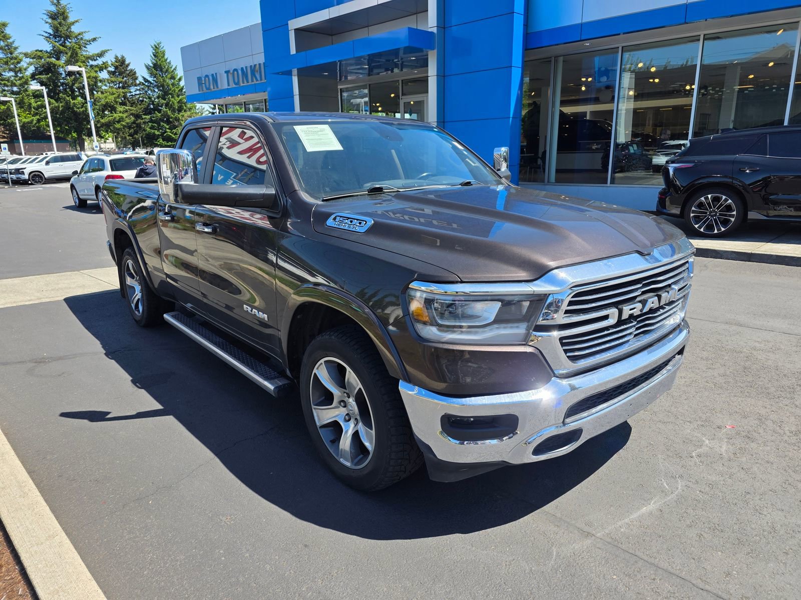 Used 2019 RAM 1500 Laramie w/ Trailer Tow Group AWD/4WD image 1