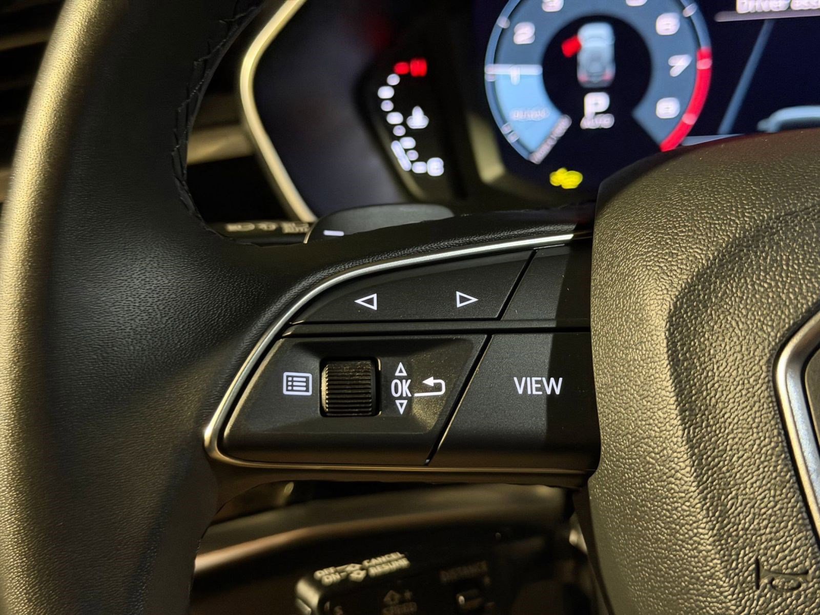 Used 2025 Audi Q3 2.0T Premium Plus w/ Premium Plus Package image 16