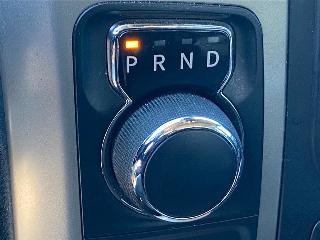 Used 2013 RAM 1500 Classic SLT w/ Remote Start & Security Group image 16