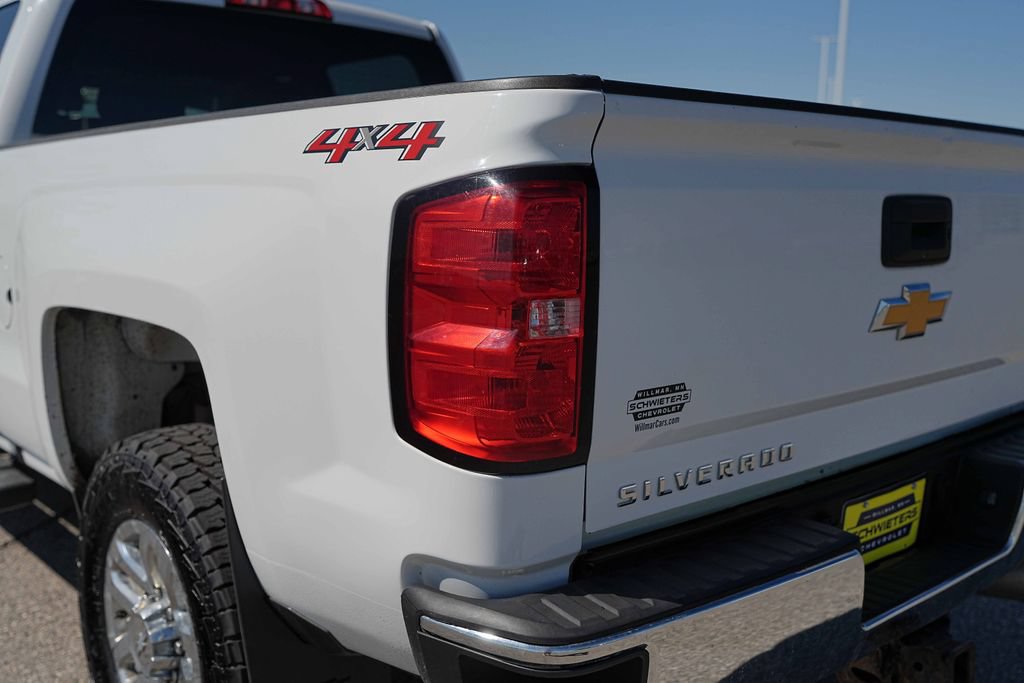 Used 2018 Chevrolet Silverado 3500 W/T w/ WT Convenience Package AWD/4WD image 8