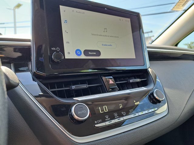 Used 2024 Toyota Corolla LE FWD image 16