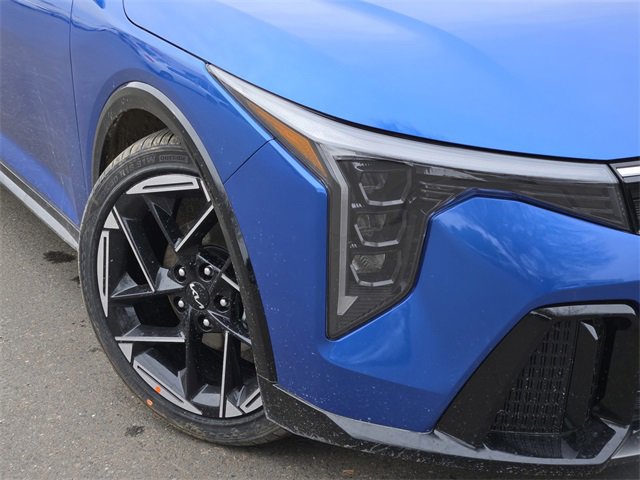 New 2025 Kia K4 GT-Line image 3