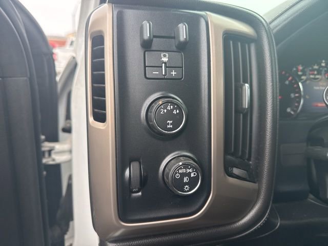 Used 2015 GMC Sierra 2500 Denali image 18