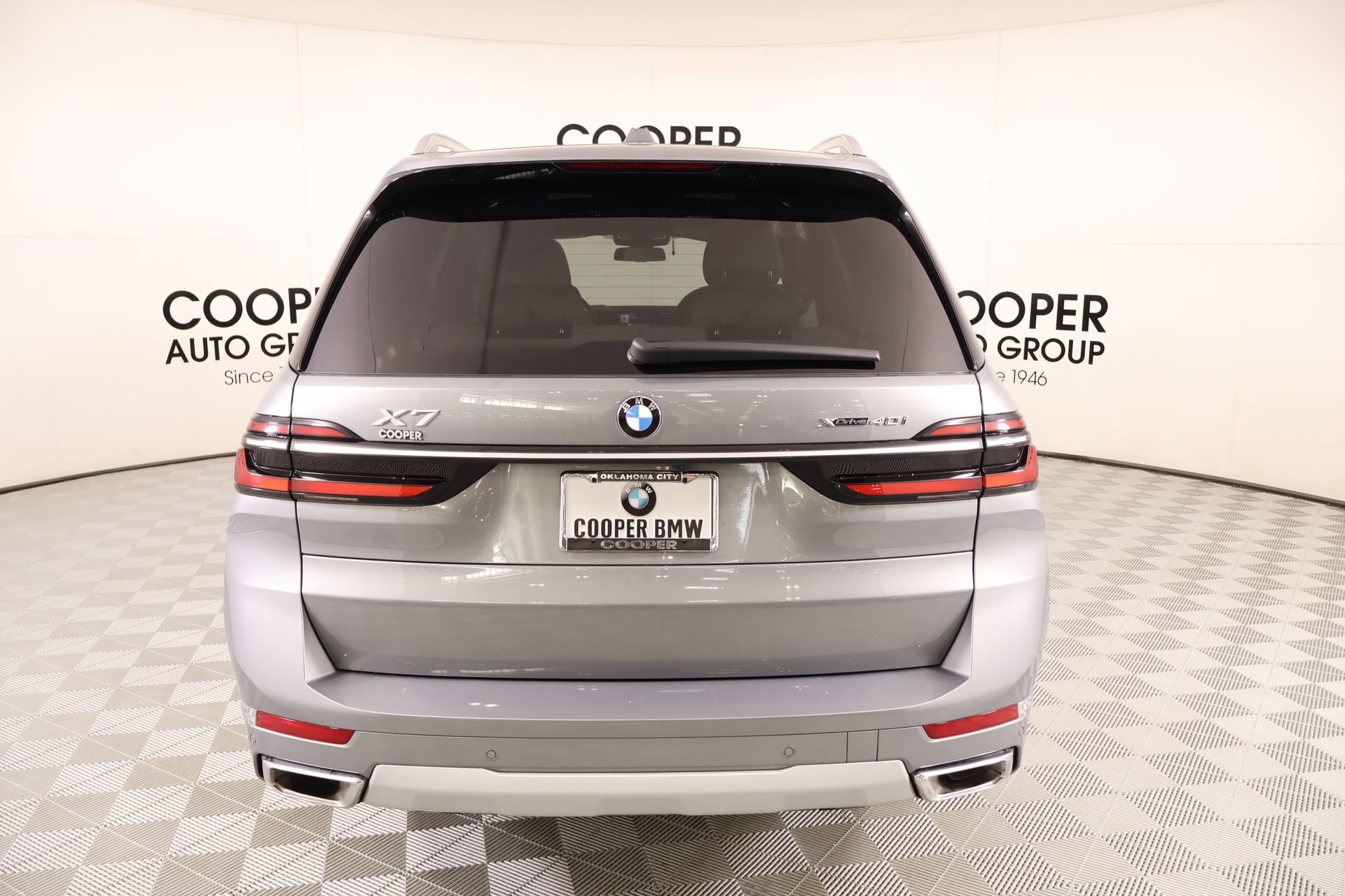 Used 2025 BMW X7 xDrive40i w/ Parking Assistance Package AWD/4WD image 24