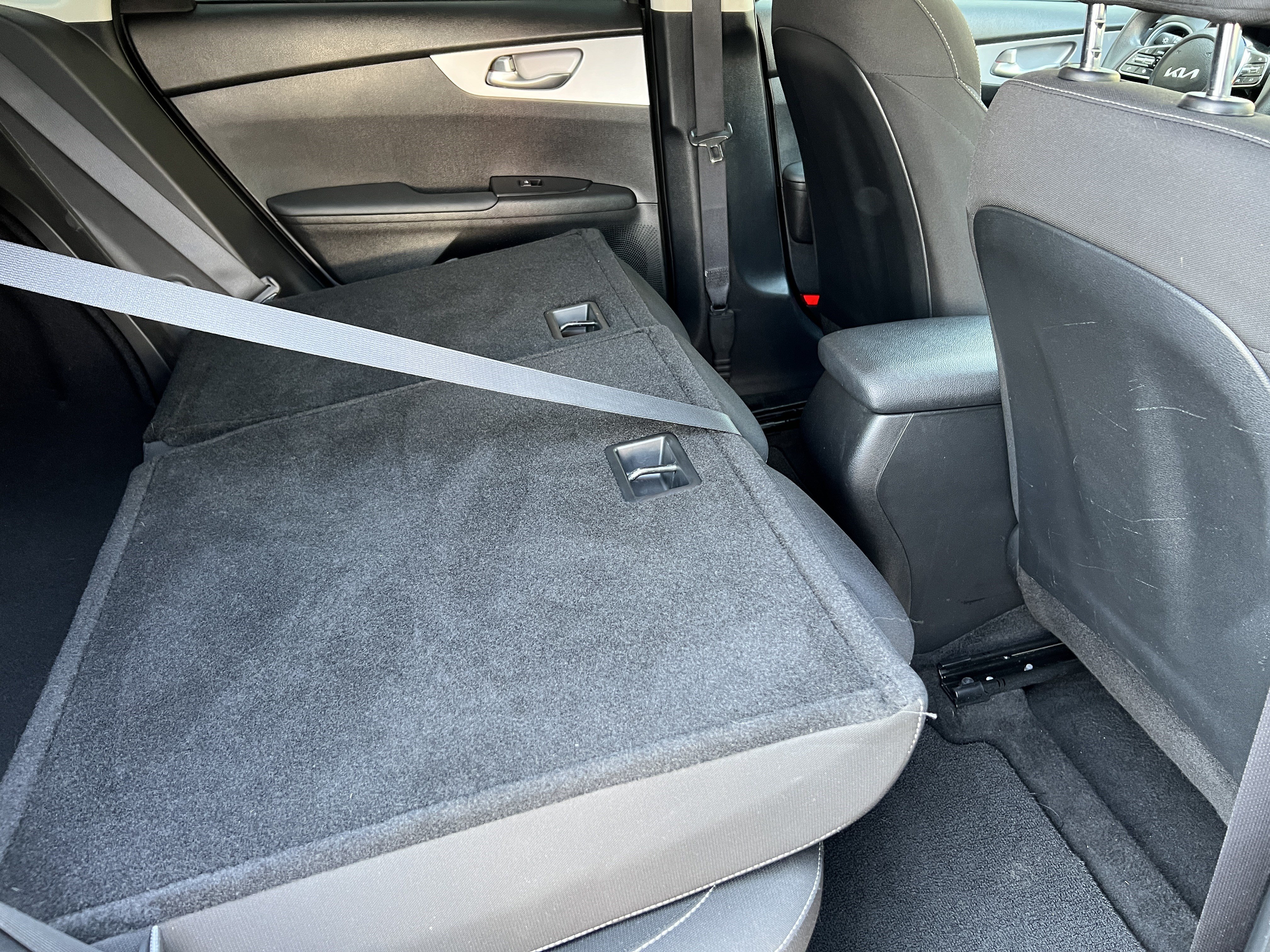 Used 2023 Kia Forte LXS w/ LXS Technology Package FWD image 21
