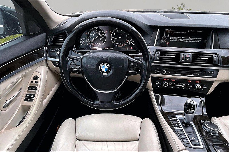 Used 2015 BMW 535i xDrive Sedan AWD/4WD image 8