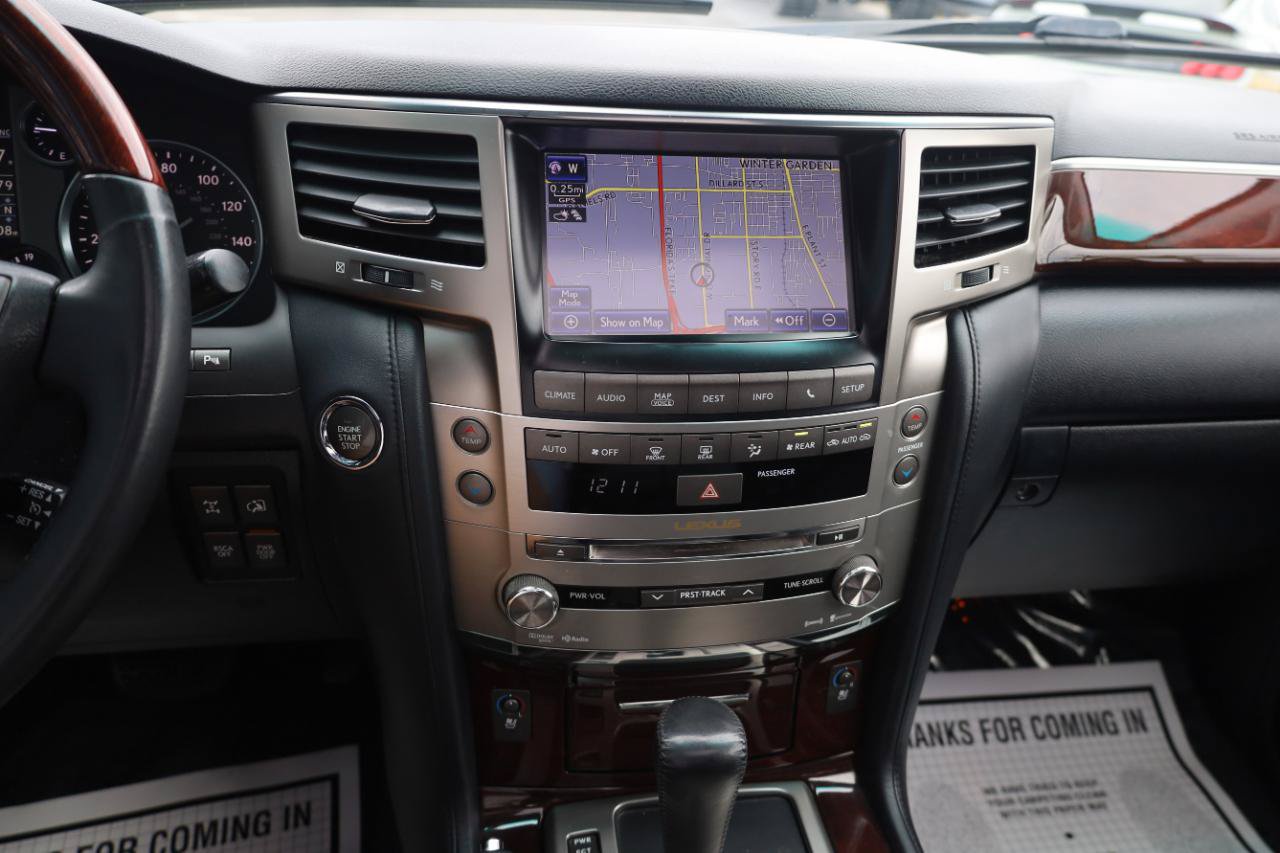 Used 2013 Lexus LX 570 4WD image 10