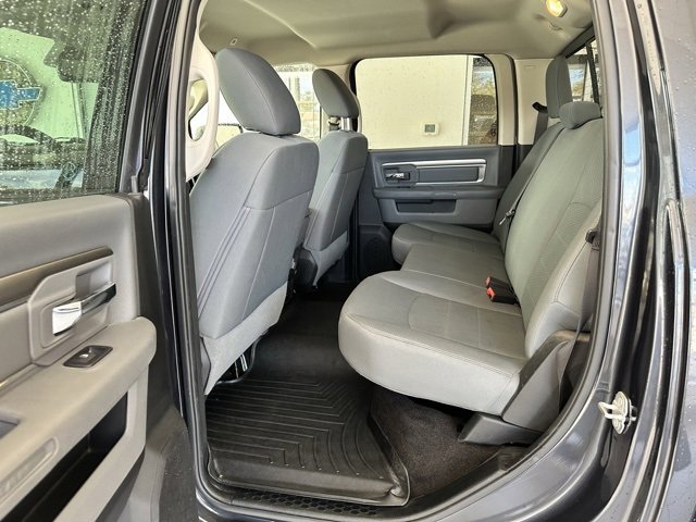 Used 2017 RAM 1500 Classic SLT w/ SLT Plus D￩cor Group image 14