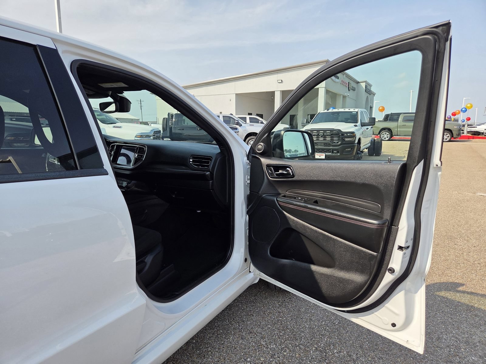Used 2023 Dodge Durango GT AWD/4WD image 18