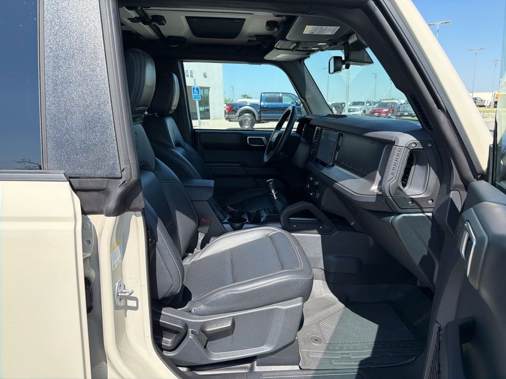 Certified 2025 Ford Bronco Badlands AWD/4WD image 21