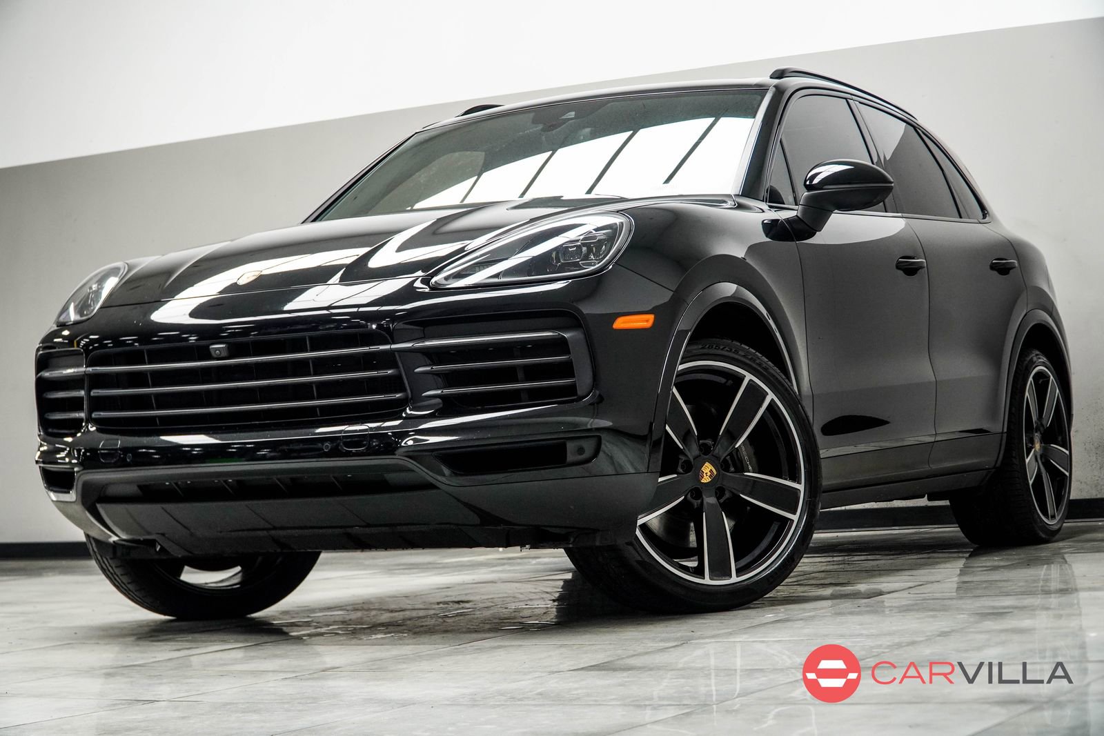 Used 2023 Porsche Cayenne Platinum Edition image 1