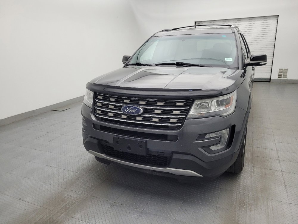 Used 2016 Ford Explorer XLT w/ Equipment Group 202A AWD/4WD image 15