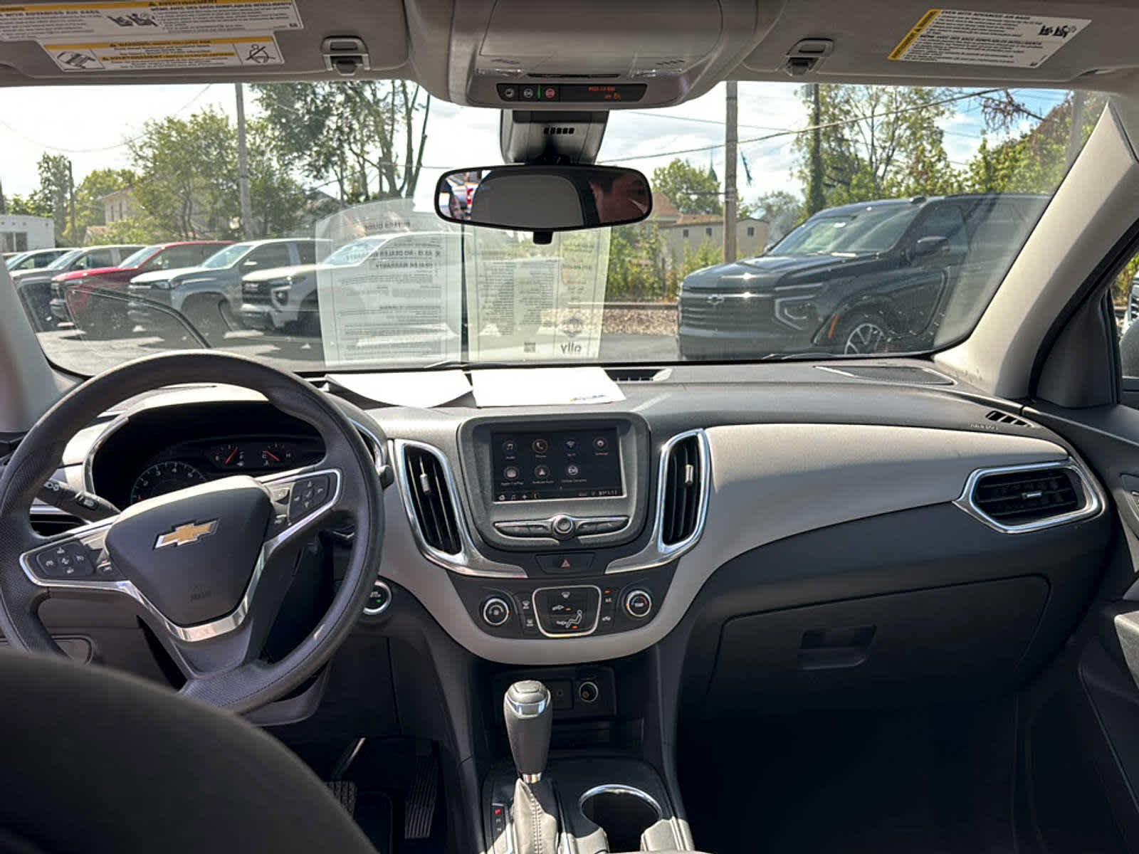 Used 2020 Chevrolet Equinox LS w/ LS Convenience Package FWD image 15