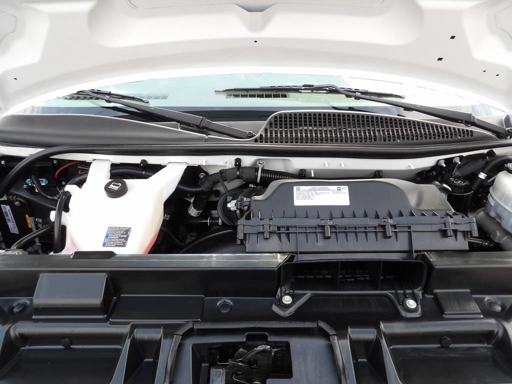 Used 2022 GMC Savana 2500 RWD image 38