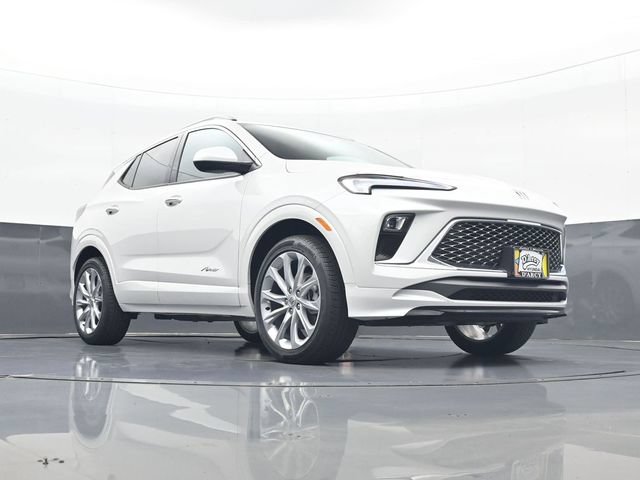 Used 2024 Buick Encore GX Avenir w/ Avenir Convenience Package AWD/4WD image 23