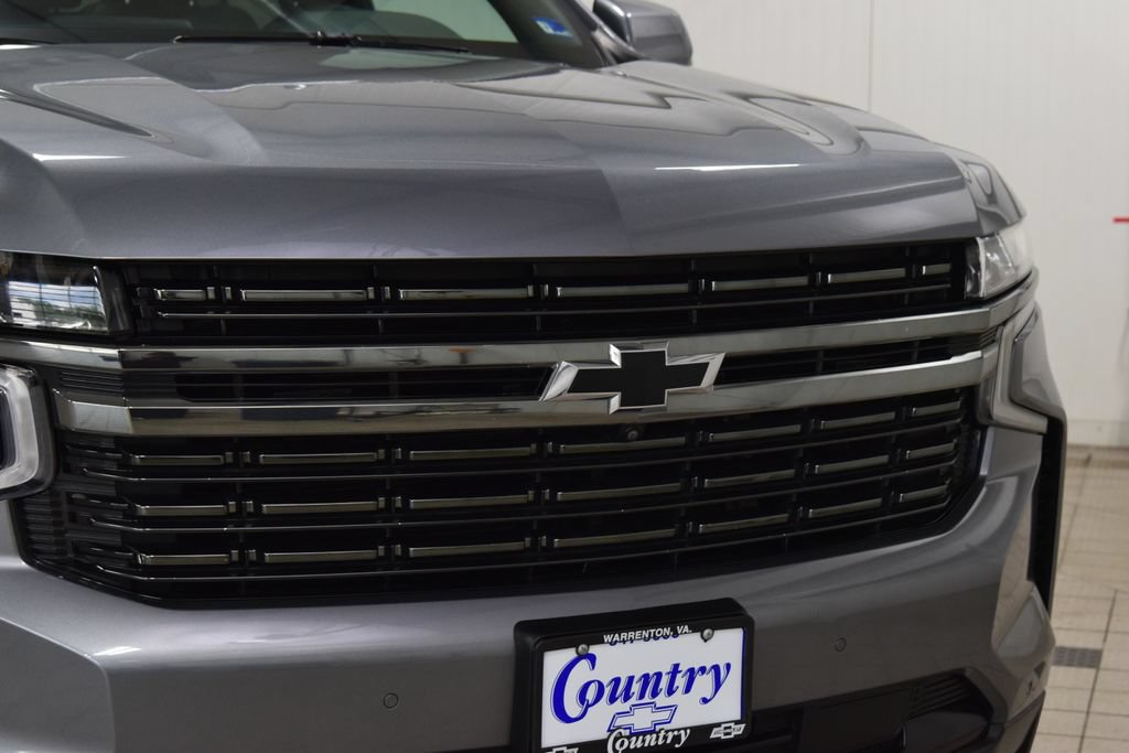 Used 2022 Chevrolet Tahoe RST w/ Sport Performance Package AWD/4WD image 11
