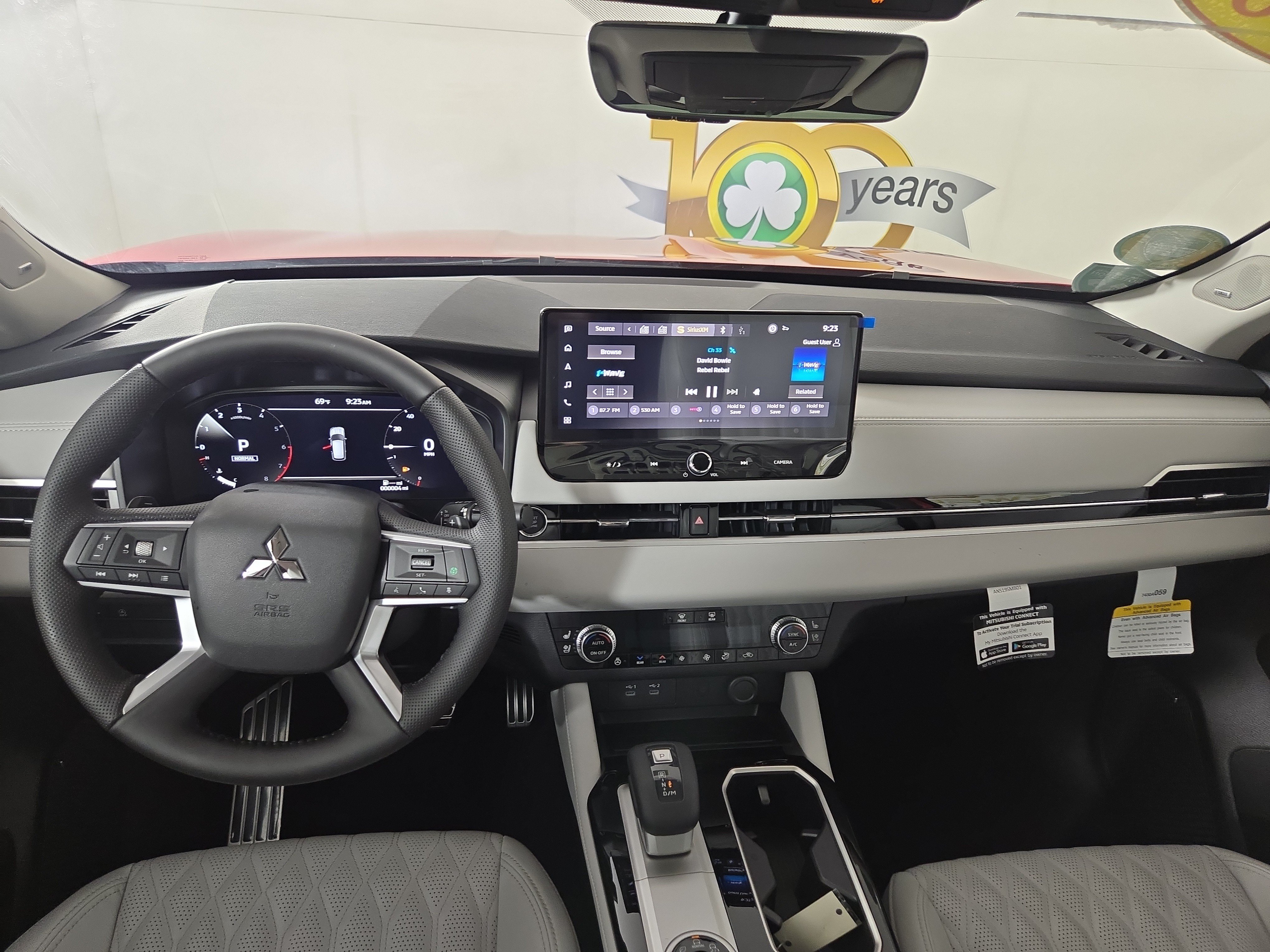 New 2026 Mitsubishi Outlander SEL FWD image 13