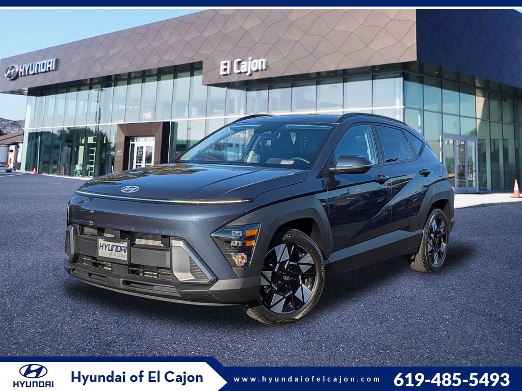 Certified 2025 Hyundai Kona SEL FWD image 1
