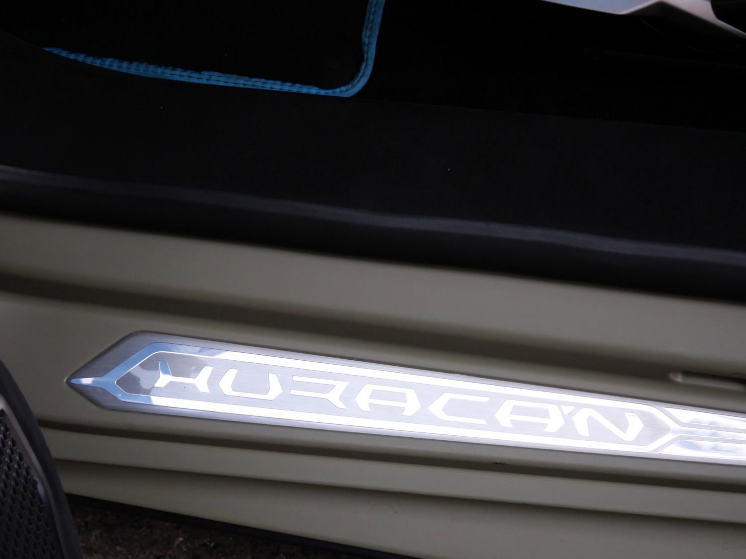 Used 2023 Lamborghini Huracan Tecnica RWD image 22