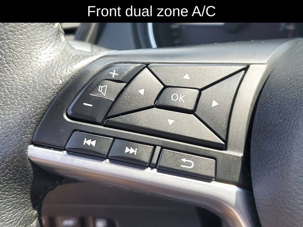 Used 2019 Nissan Rogue SL AWD/4WD image 11