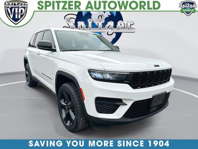 Used 2023 Jeep Grand Cherokee Altitude