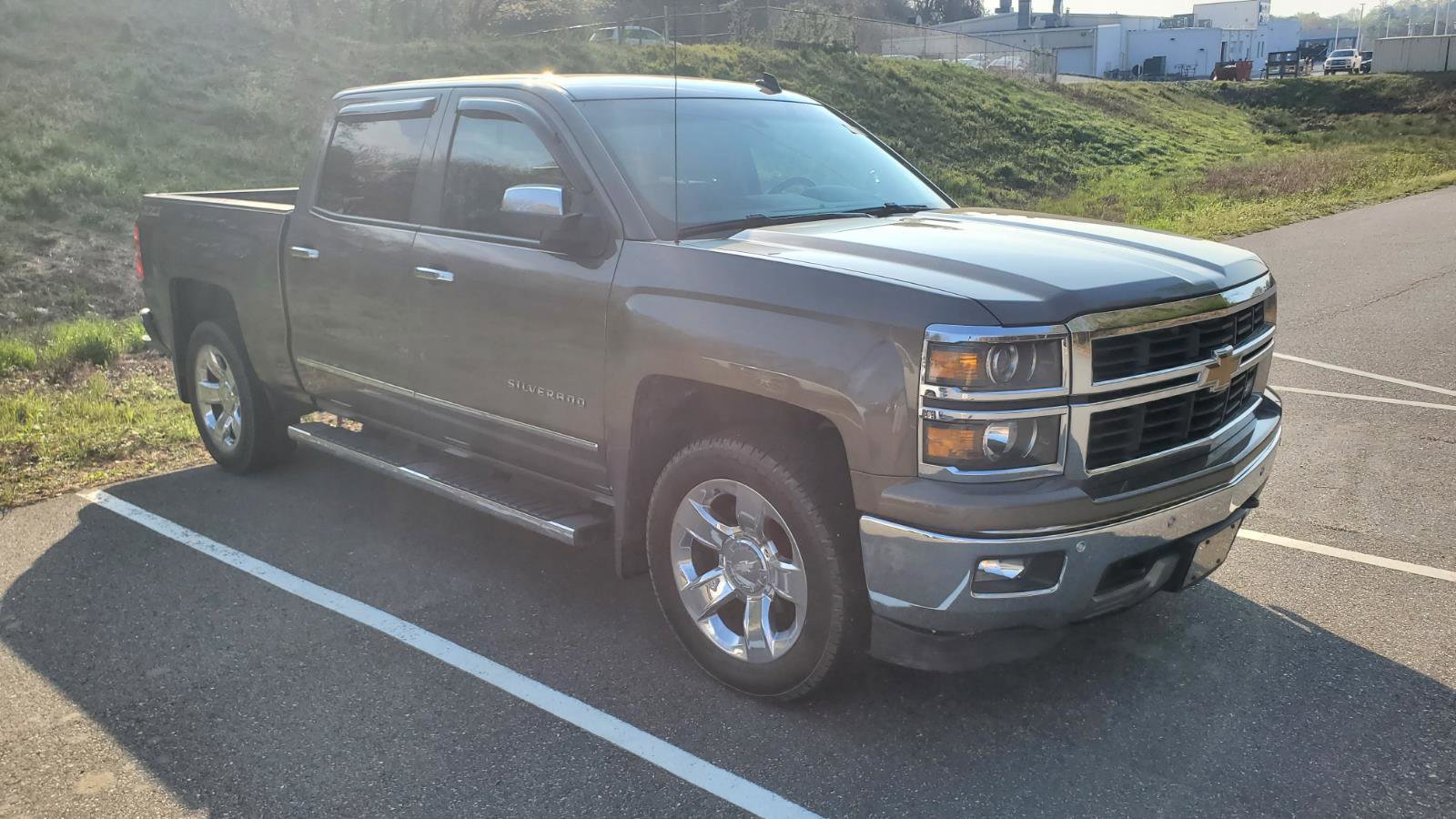 Used 2014 Chevrolet Silverado 1500 LTZ Z71 w/ LTZ Plus Package image 2