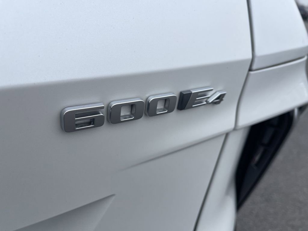 Certified 2024 Cadillac Lyriq Luxury image 13