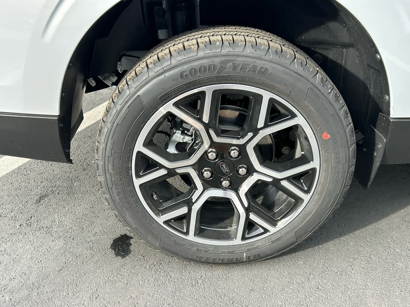 New 2025 Ford Maverick Lariat w/ 4K Tow Package image 22