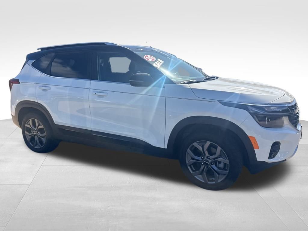 Used 2024 Kia Seltos S image 12