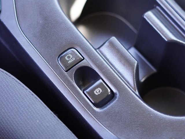 Certified 2025 Toyota Corolla LE FWD image 32