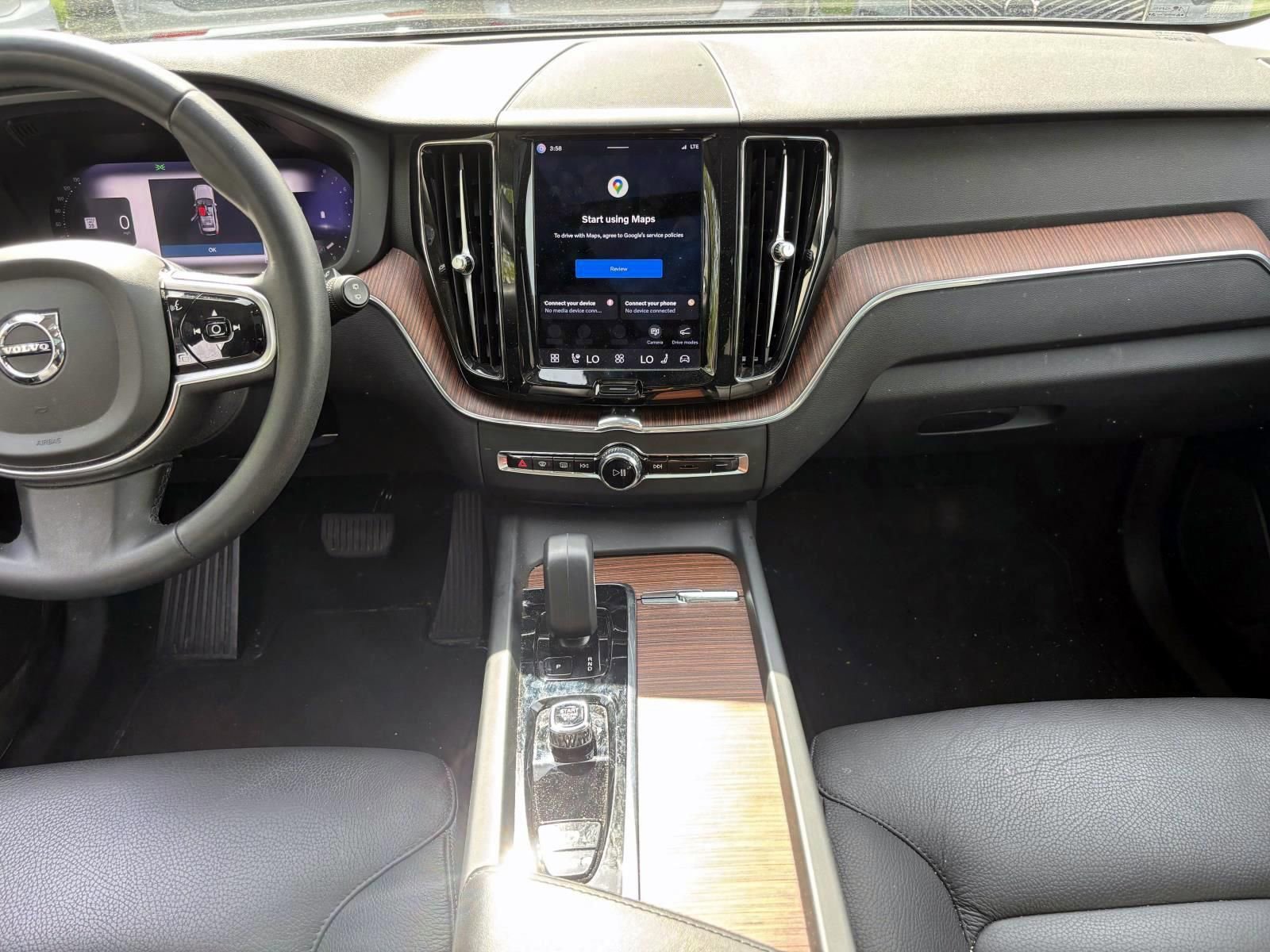 Used 2023 Volvo XC60 B5 Plus w/ Climate Package image 28