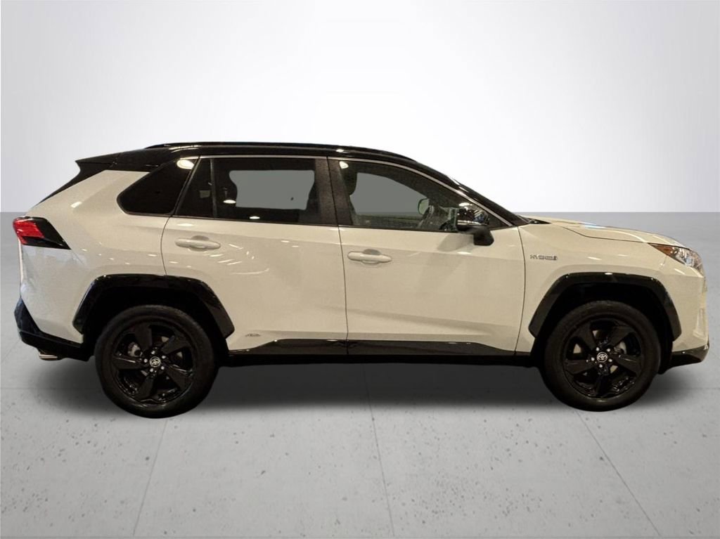 Used 2021 Toyota RAV4 XSE image 6