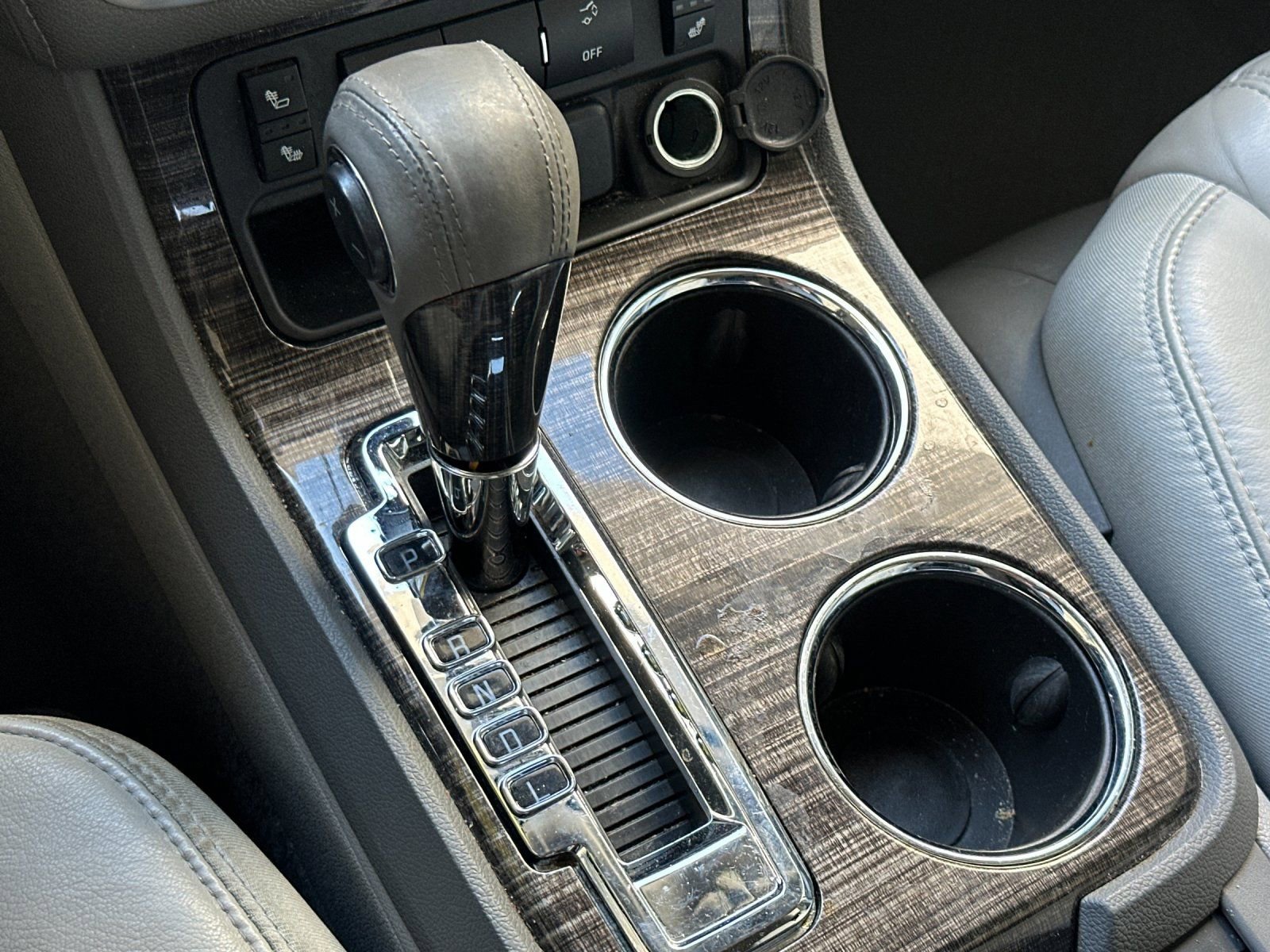 Used 2016 GMC Acadia SLT image 21