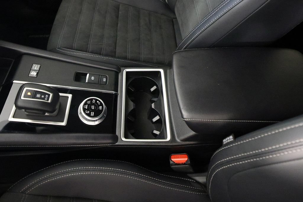 Used 2025 Mitsubishi Outlander SE AWD/4WD image 30