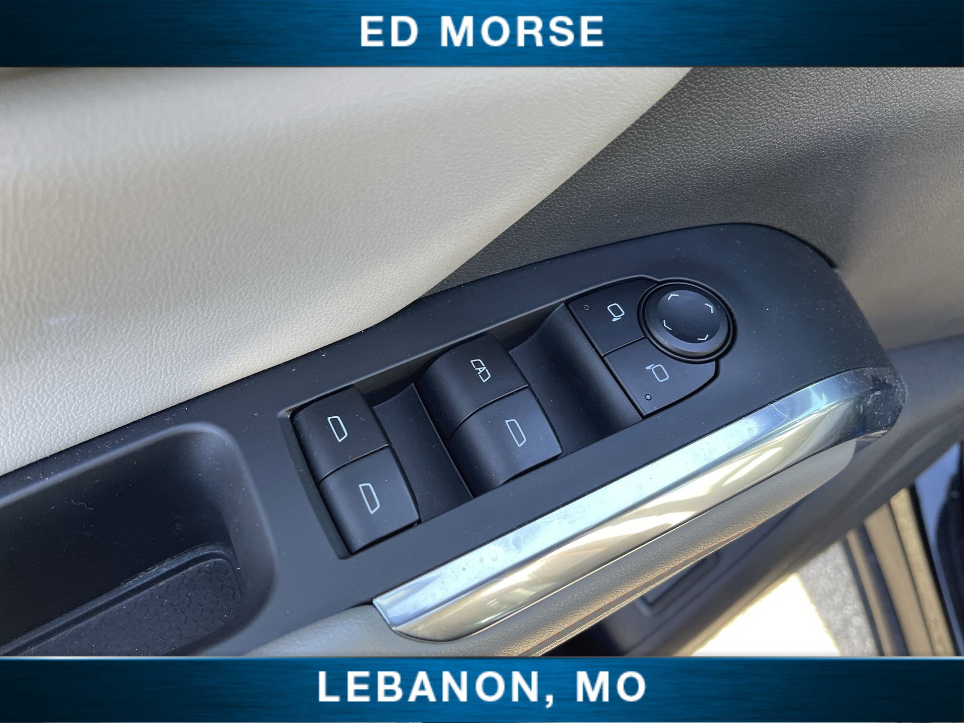 Used 2025 Chevrolet Traverse LT image 21