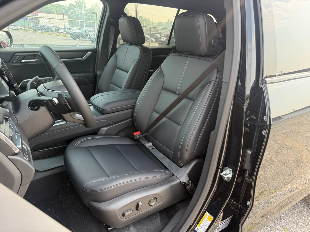 New 2026 GMC Acadia Elevation w/ Black Edition AWD/4WD image 12