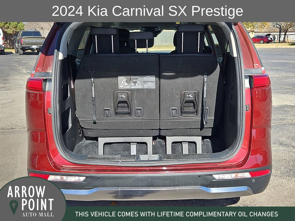 Used 2024 Kia Carnival SX Prestige image 17