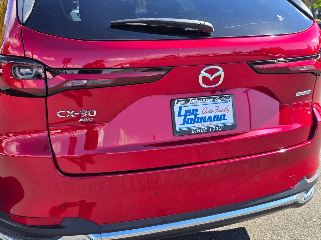 Certified 2024 MAZDA CX-90 Plug-In Hybrid w/ Premium Pkg AWD/4WD image 27